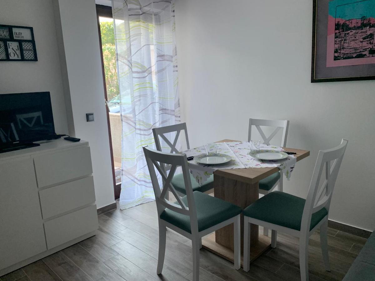 באסקה Apartments Vasilic מראה חיצוני תמונה