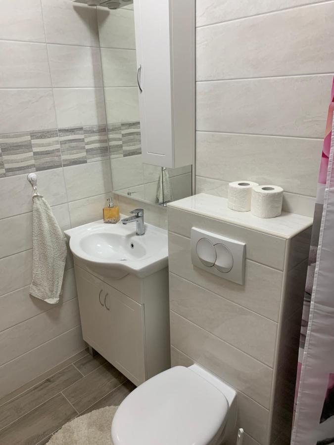 באסקה Apartments Vasilic מראה חיצוני תמונה