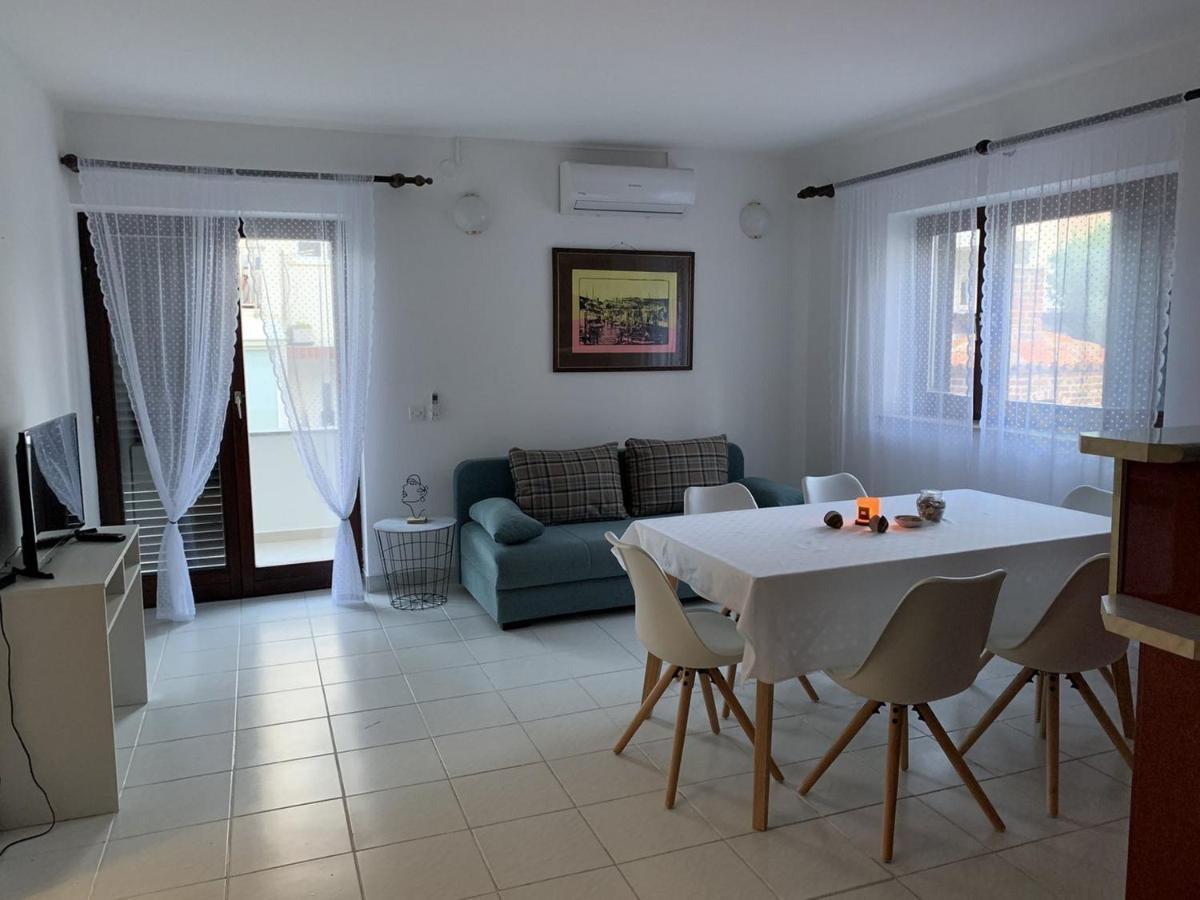 באסקה Apartments Vasilic מראה חיצוני תמונה